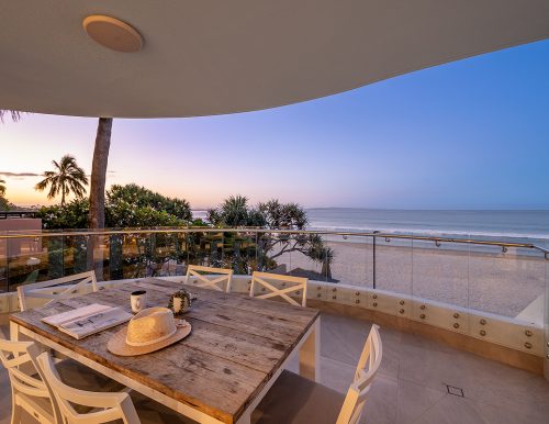 Premium beach location, Hastings Street