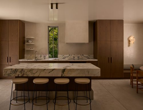 Luxury in Little Cove